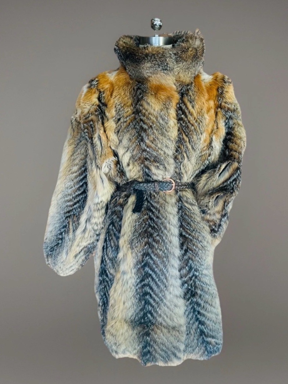 BEAUTIFUL GRAY CROSS FOX FUR COAT LUXURY STROLLER JACKET NOT LYNX SZ L/XL